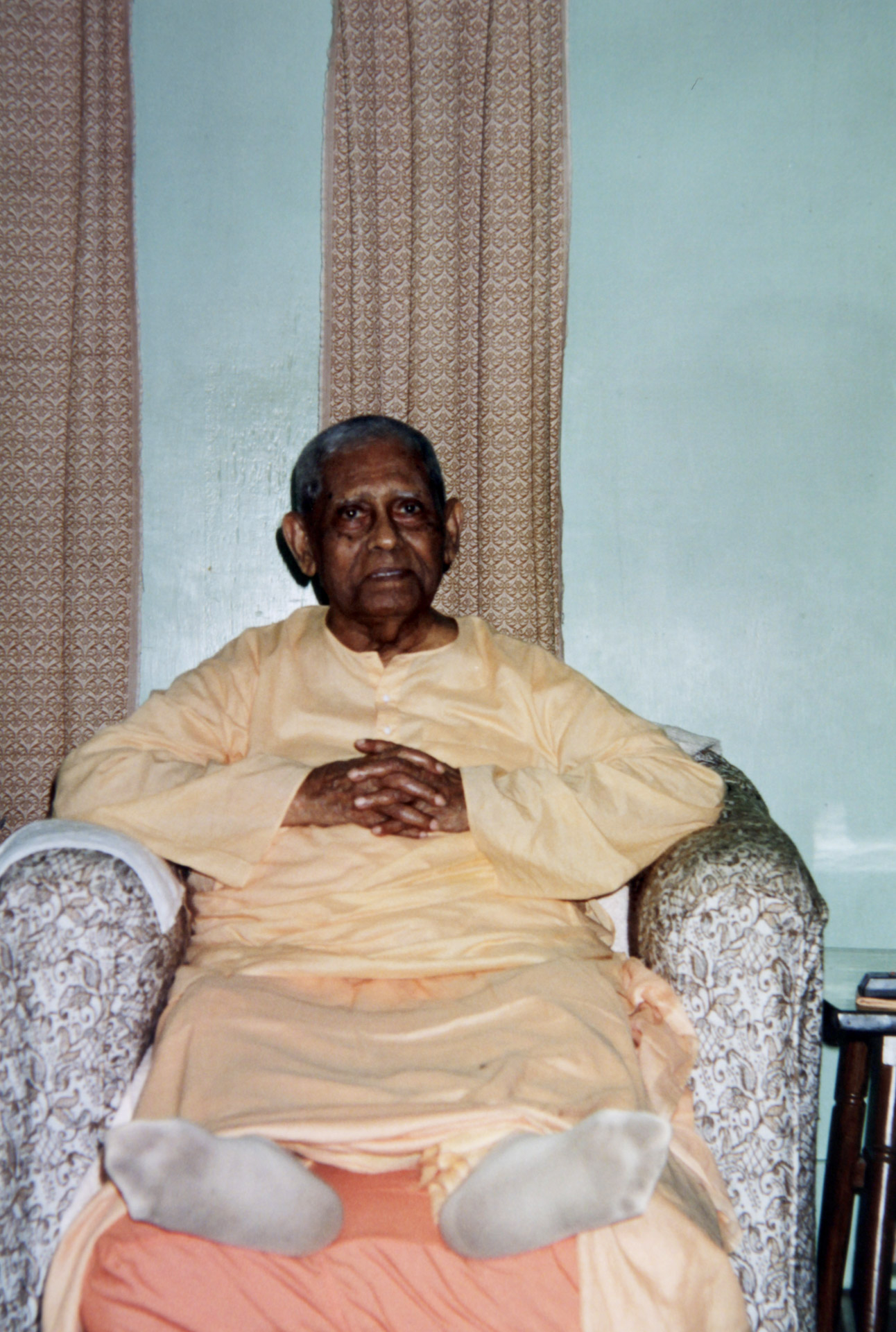 H.H. Swami Buteshananda Puri