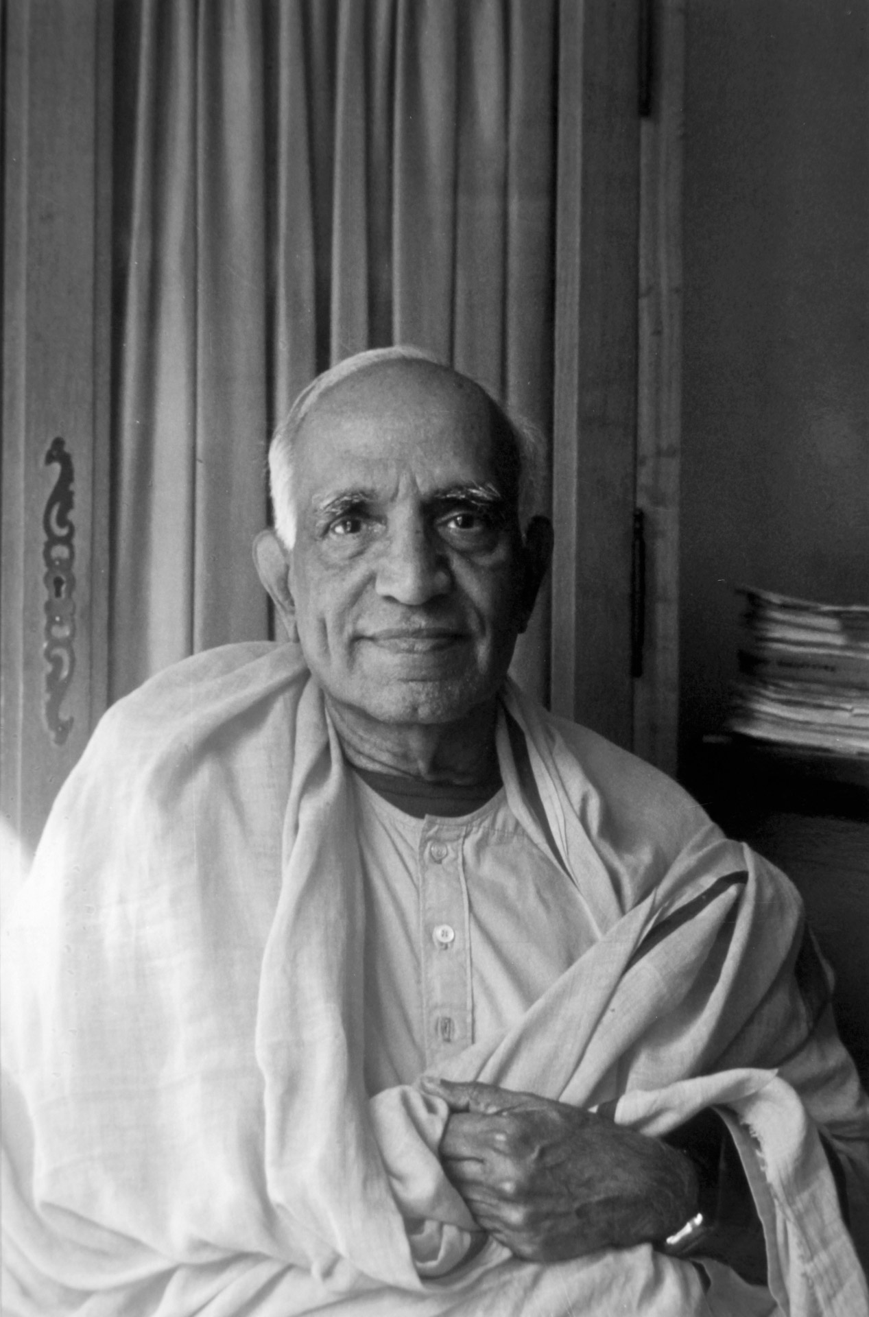 H.H. Swami Ritajananda Puri